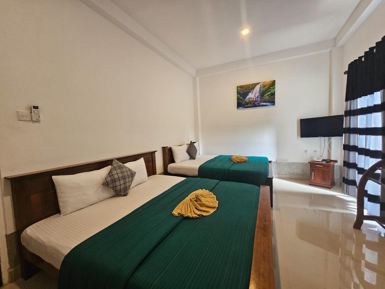 Optimum Residencies Panzió Negombo Kültér fotó