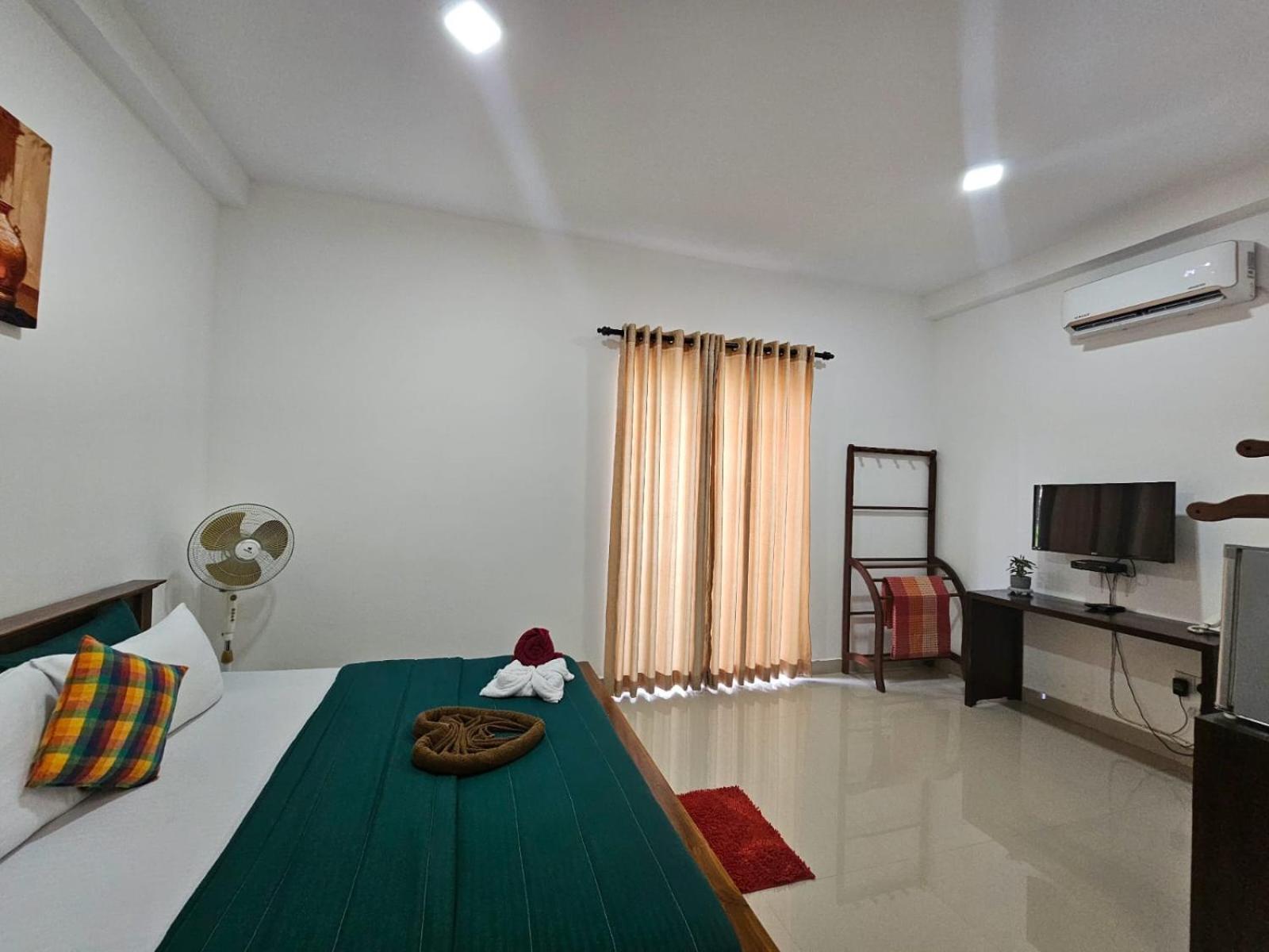 Optimum Residencies Panzió Negombo Kültér fotó