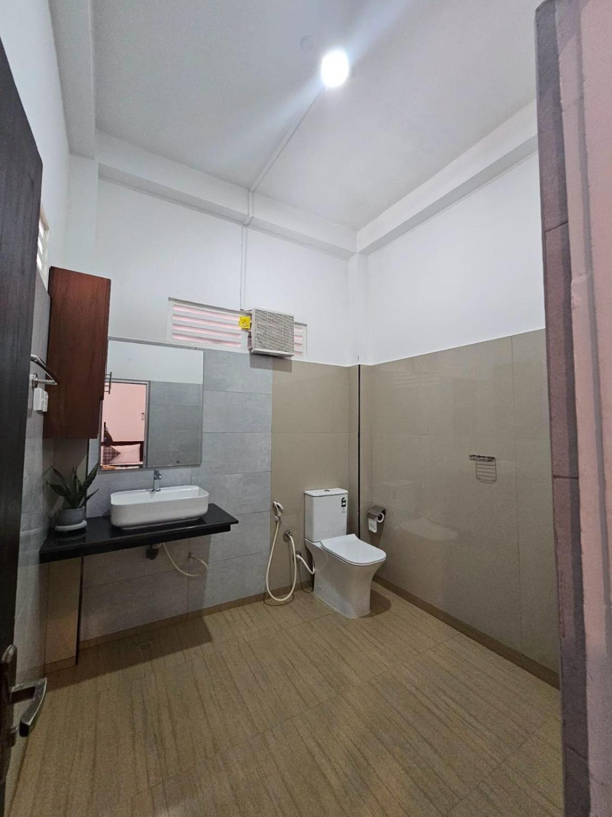 Optimum Residencies Panzió Negombo Kültér fotó