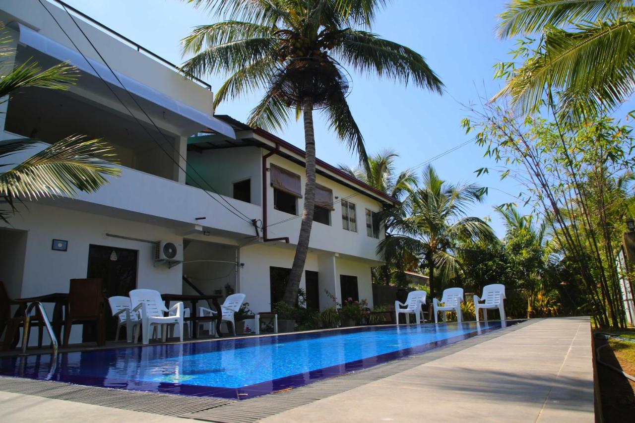 Optimum Residencies Panzió Negombo Kültér fotó